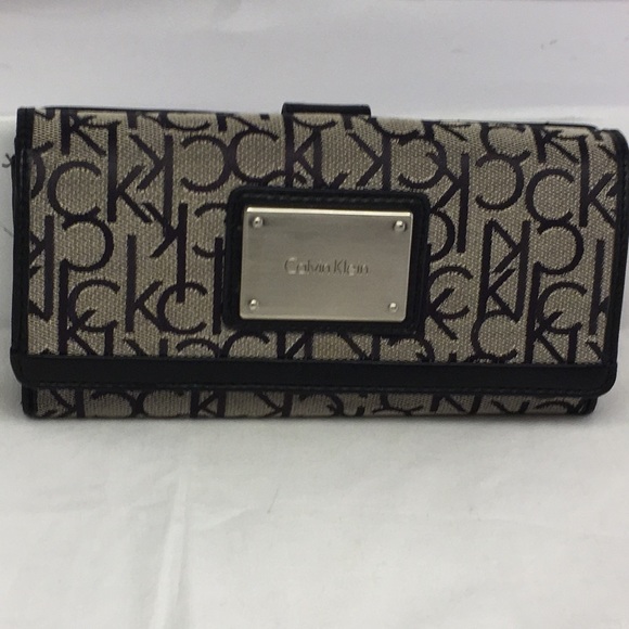 Calvin Klein Handbags - ❤️ Calvin Klein Monogram Logo Signature Wallet